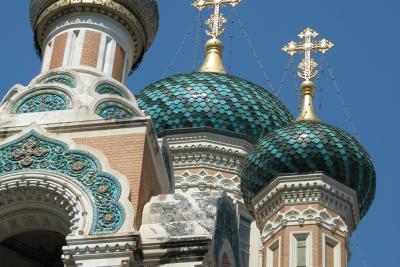 Détails des coupoles et bulbes de la cathédrale orthodoxe russe de Nice - Agrandir l'image 7 sur 8, fenêtre modale