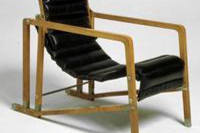 Fauteuil Transat dessiné par Eileen Gray, 1930, provenant de la Villa E 1027 - Agrandir l'image 1 sur 2, fenêtre modale