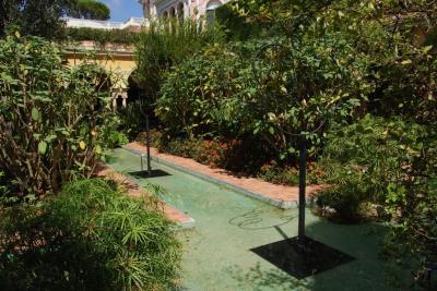 Le jardin espagnol de la Villa Ephrussi - Agrandir l'image 7 sur 10, fenêtre modale