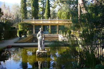 Le bassin du jardin Serre de la Madone à Menton - Agrandir l'image 7 sur 8, fenêtre modale
