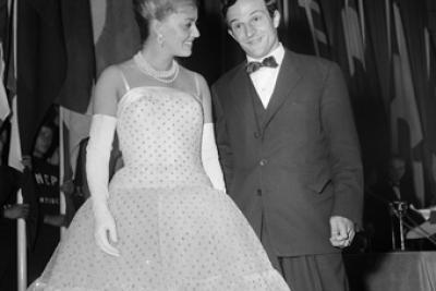 Jeanne Moreau et François Truffaut, 13ème festival de Cannes, 1959 - Agrandir l'image 6 sur 6, fenêtre modale
