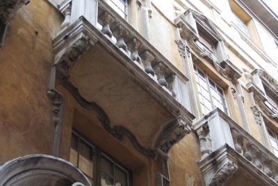 La façade du palais Lascaris, Nice - Agrandir l'image 4 sur 11, fenêtre modale