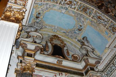 Eglise du Gesù, Nice - Agrandir l'image 6 sur 11, fenêtre modale