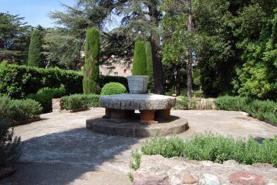 Jardin du château de La Napoule - Agrandir l'image 9 sur 13, fenêtre modale