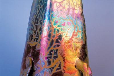 Clément  Massier, Vase aux champignons, lustre métallique, années 1890-1900, Musée Magnelli, Musée de la Céramique, Vallauris  - Agrandir l'image 3 sur 6, fenêtre modale