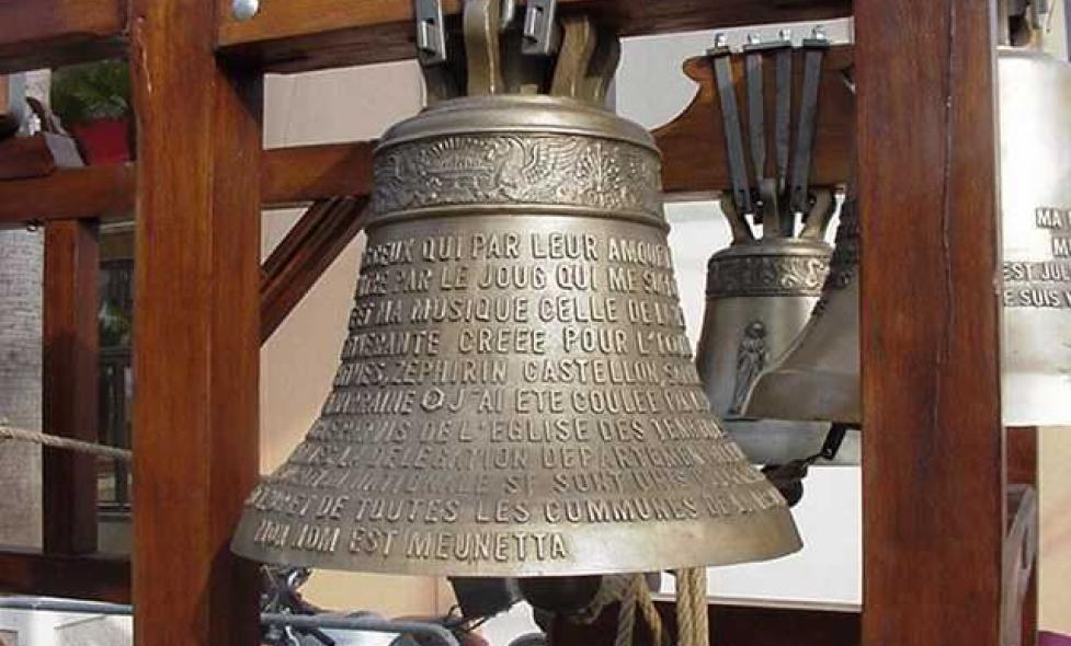 Meunetta, première cloche du carillon itinérant de la Vésubie. - Agrandir l'image, fenêtre modale