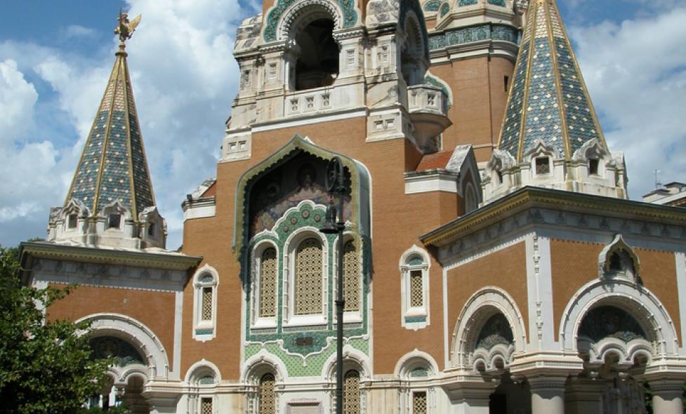 Vue générale de la cathédrale orthodoxe russe de Nice - Agrandir l'image, fenêtre modale