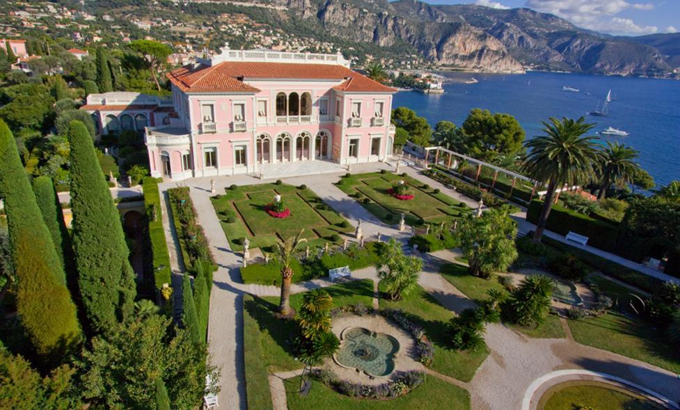 Villa Ephrussi façade sud - Agrandir l'image, fenêtre modale