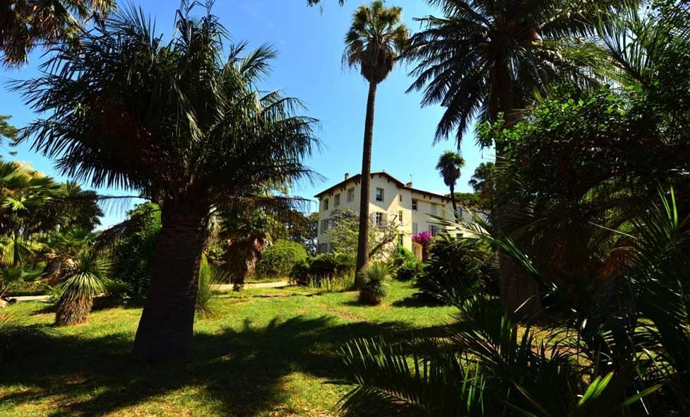 Le jardin botanique de la villa Thuret à Antibes - Agrandir l'image, fenêtre modale